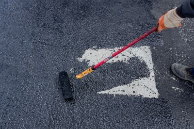 Commercial Asphalt Repair Vs. Full Replacement: What To Know